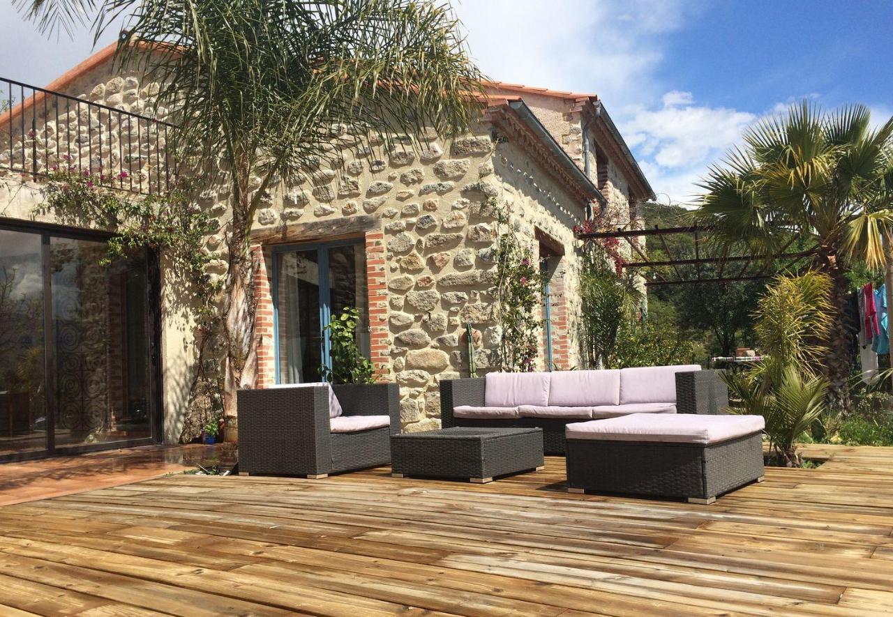 Casa Ilicia Hotel Eus Bagian luar foto