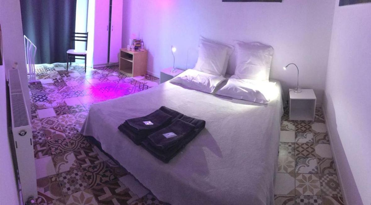 Casa Ilicia Hotel Eus Bagian luar foto
